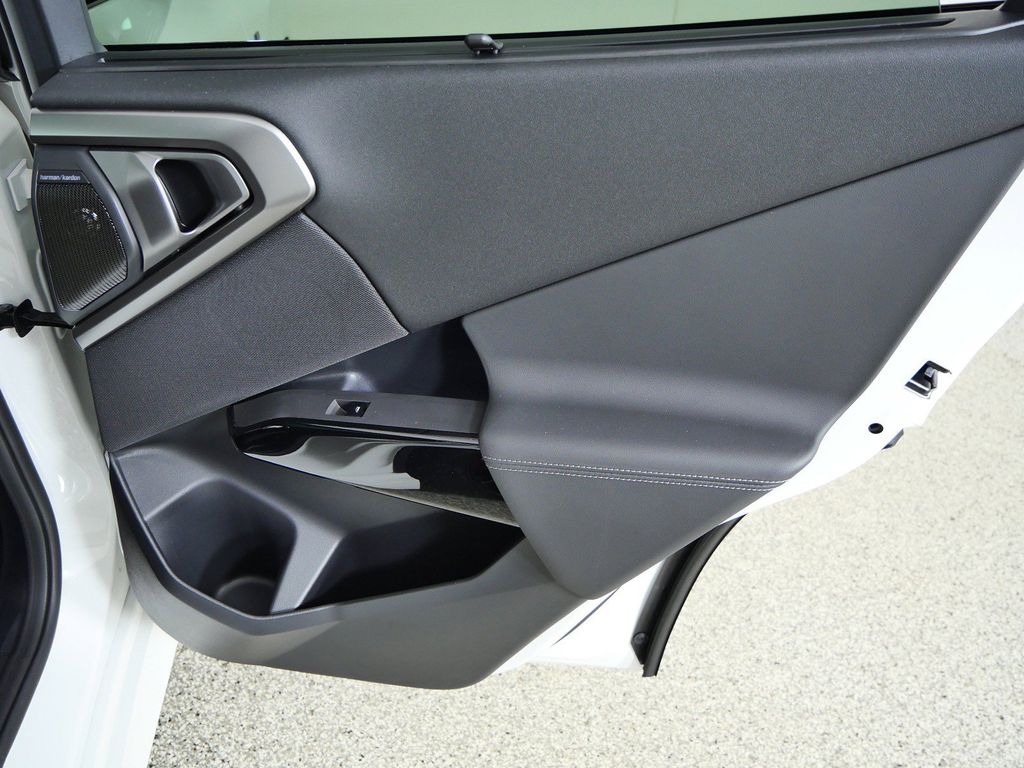 Thumbnail: 2026 BMW X3 - 31