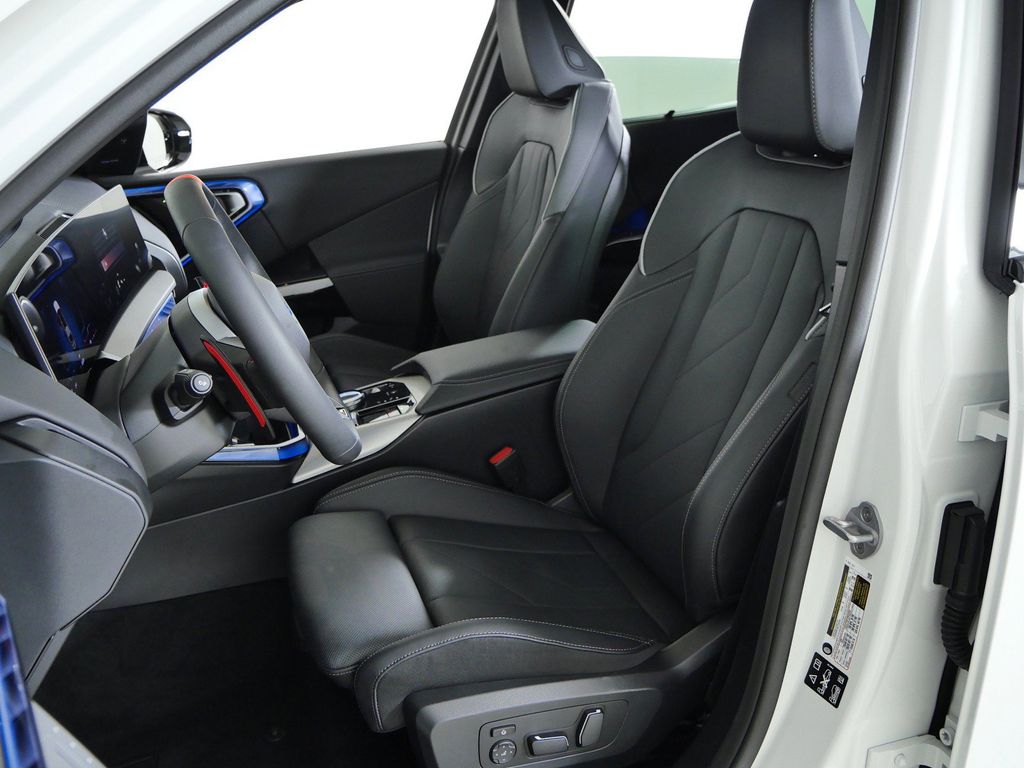 Thumbnail: 2026 BMW X3 - 36