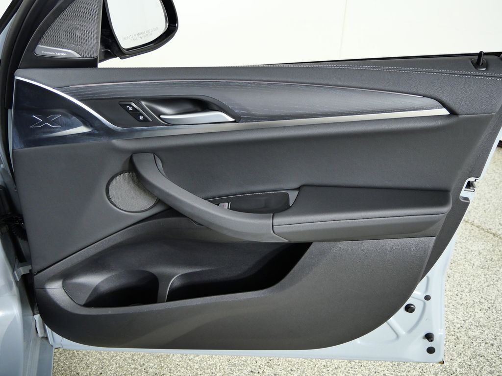 Thumbnail: 2023 BMW X3 - 27