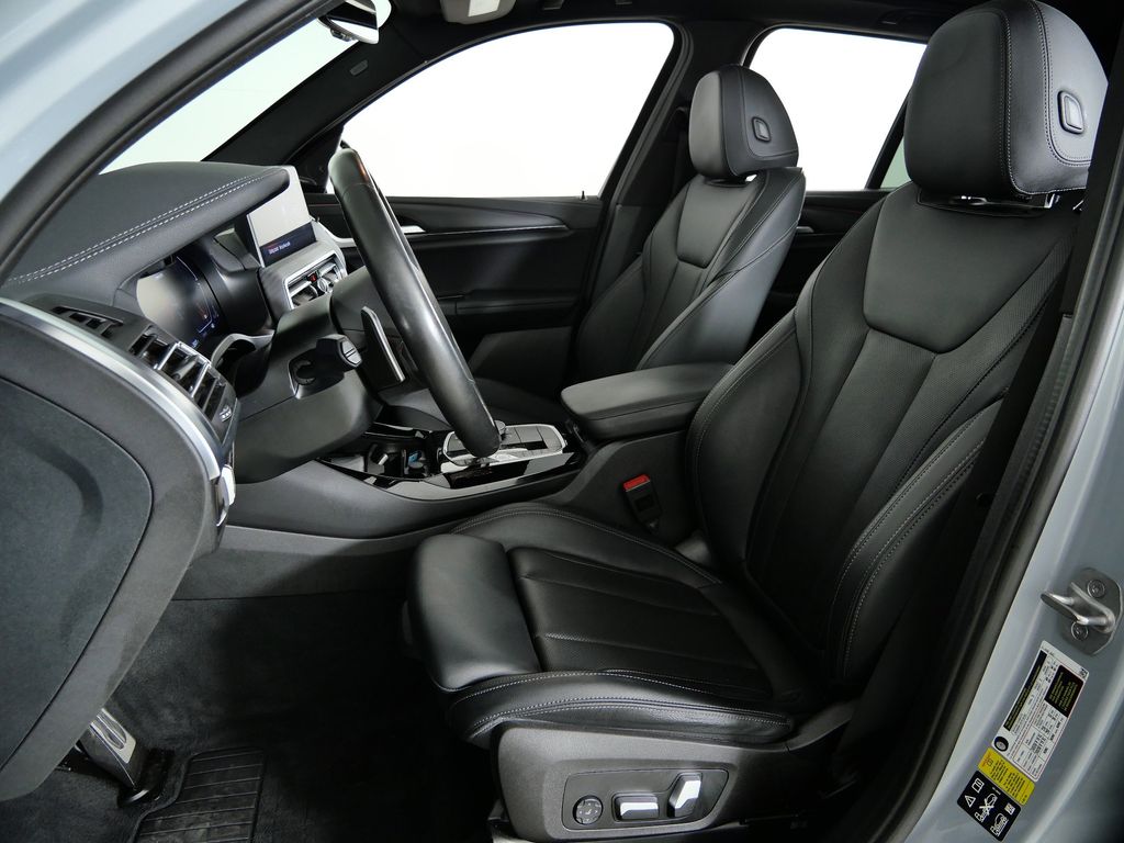 Thumbnail: 2023 BMW X3 - 37
