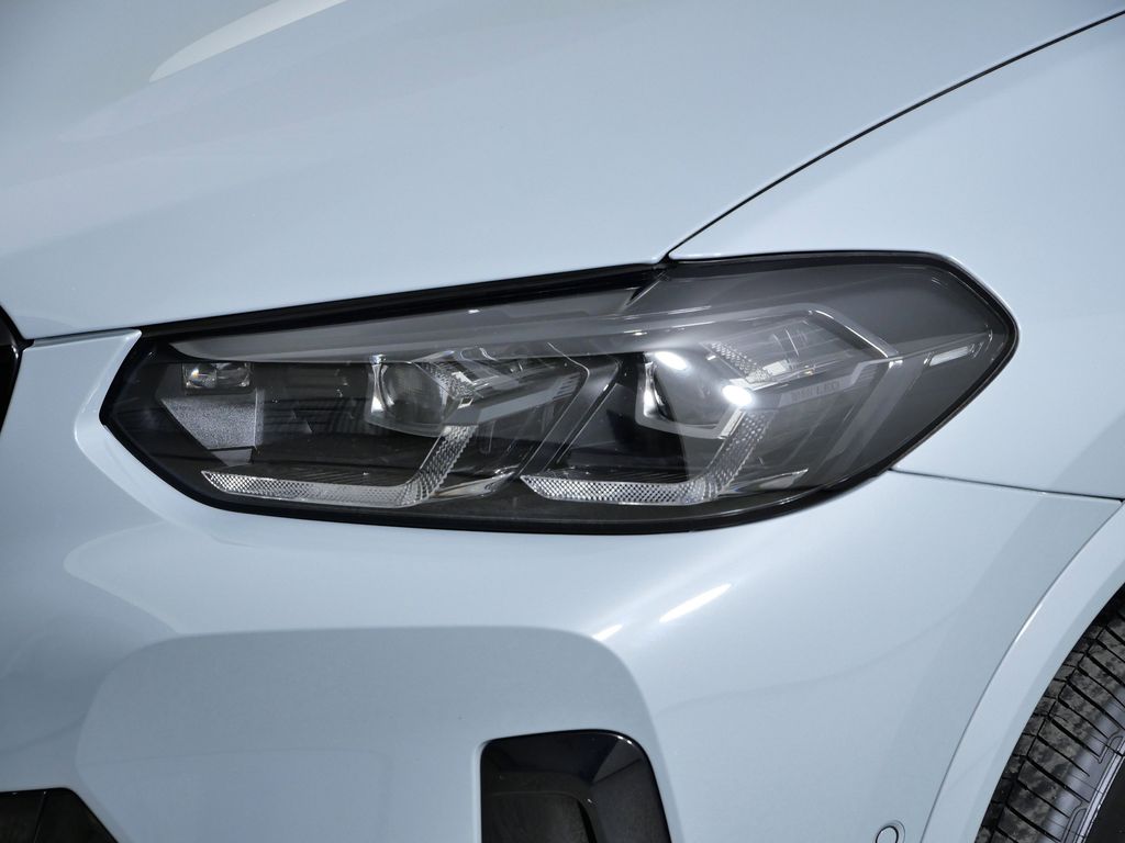 Thumbnail: 2023 BMW X3 - 17