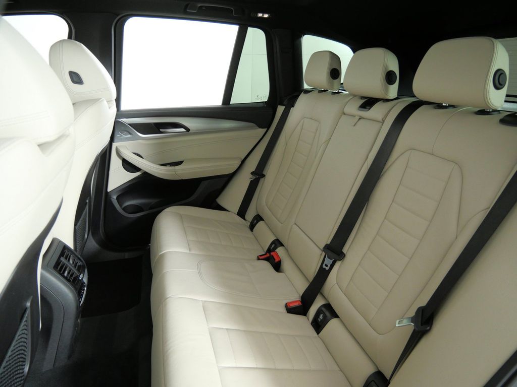 Thumbnail: 2022 BMW X3 - 35