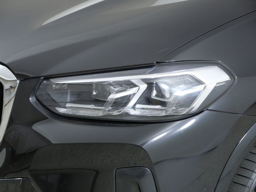 Thumbnail: 2022 BMW X3 - 18
