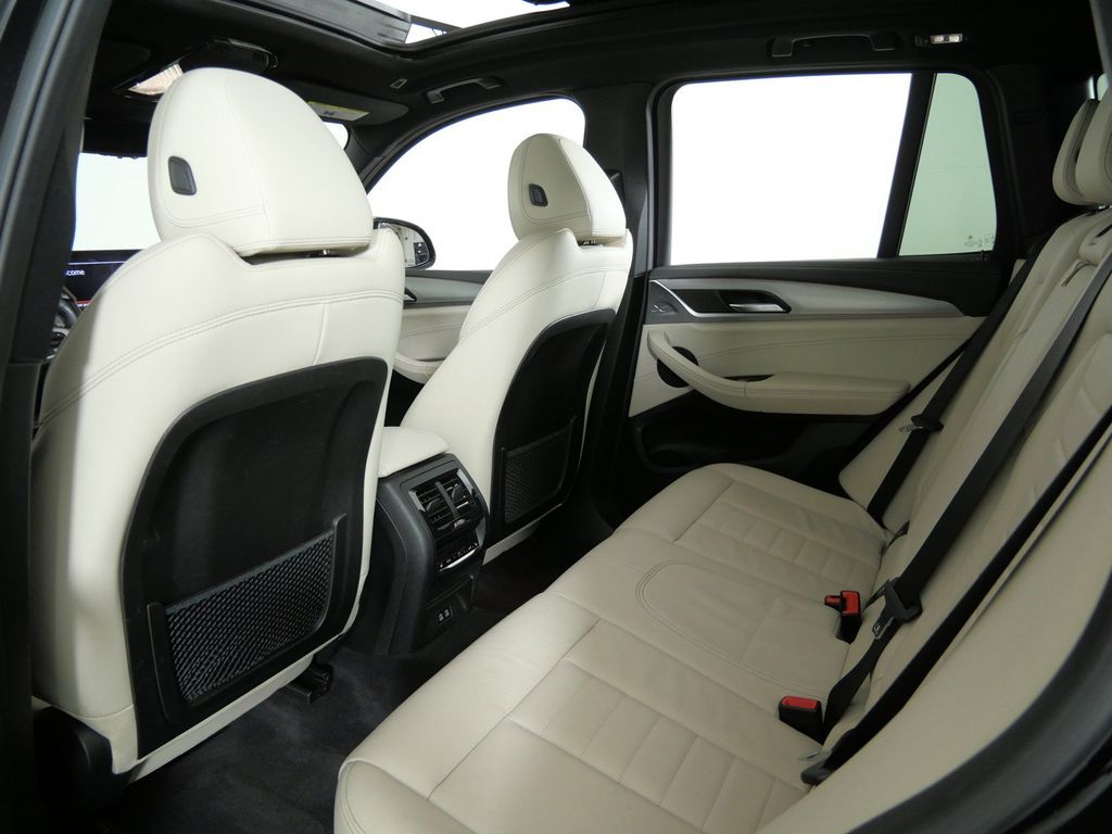 Thumbnail: 2022 BMW X3 - 34