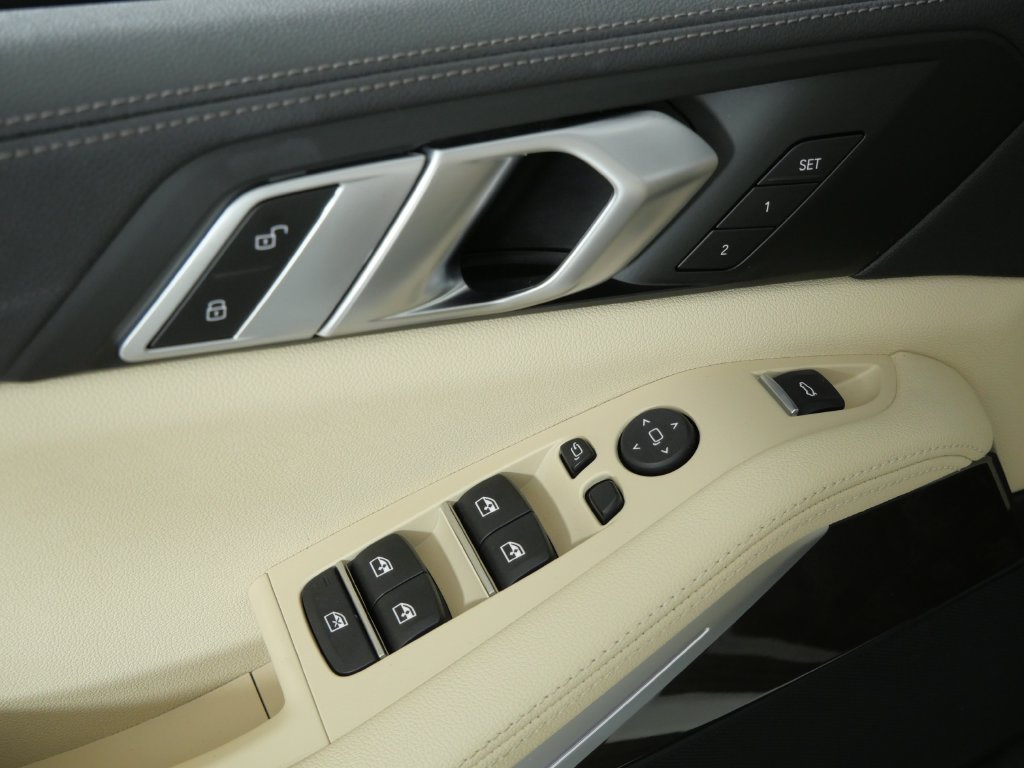 Thumbnail: 2022 BMW X5 - 40