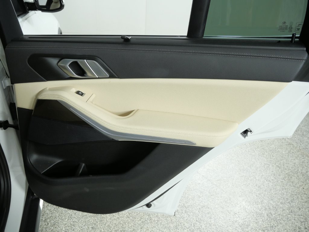 Thumbnail: 2022 BMW X5 - 30
