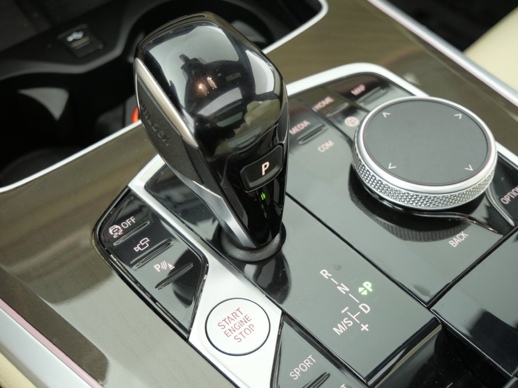 Thumbnail: 2022 BMW X5 - 14