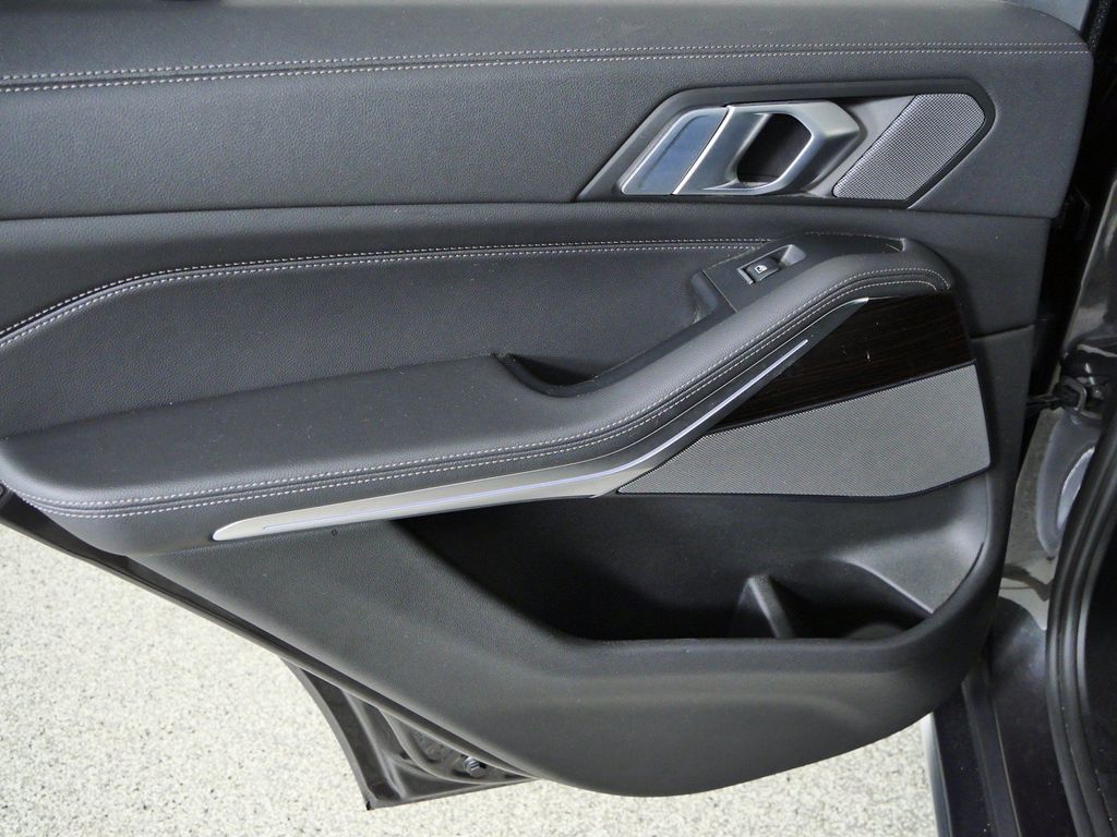 Thumbnail: 2020 BMW X5 - 36