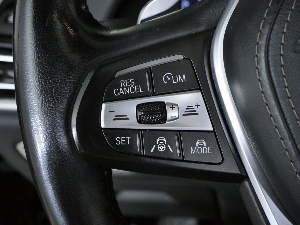 Thumbnail: 2020 BMW X5 - 42