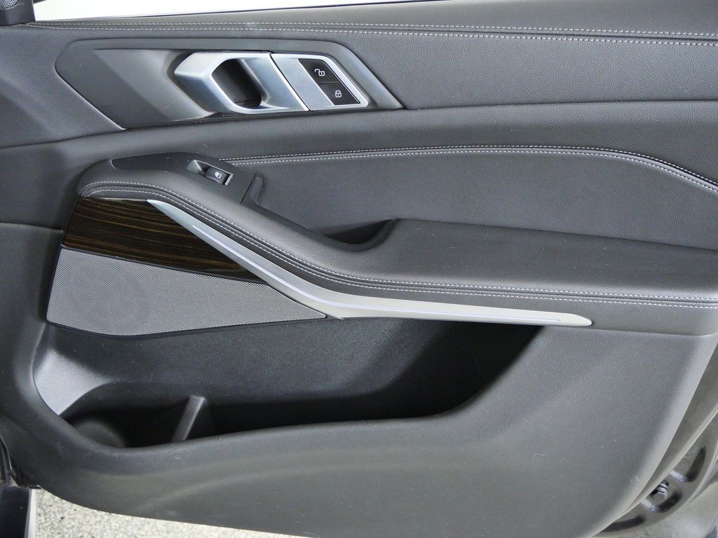 Thumbnail: 2020 BMW X5 - 29