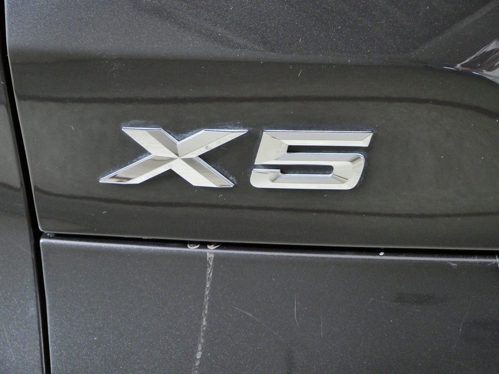 Thumbnail: 2020 BMW X5 - 24
