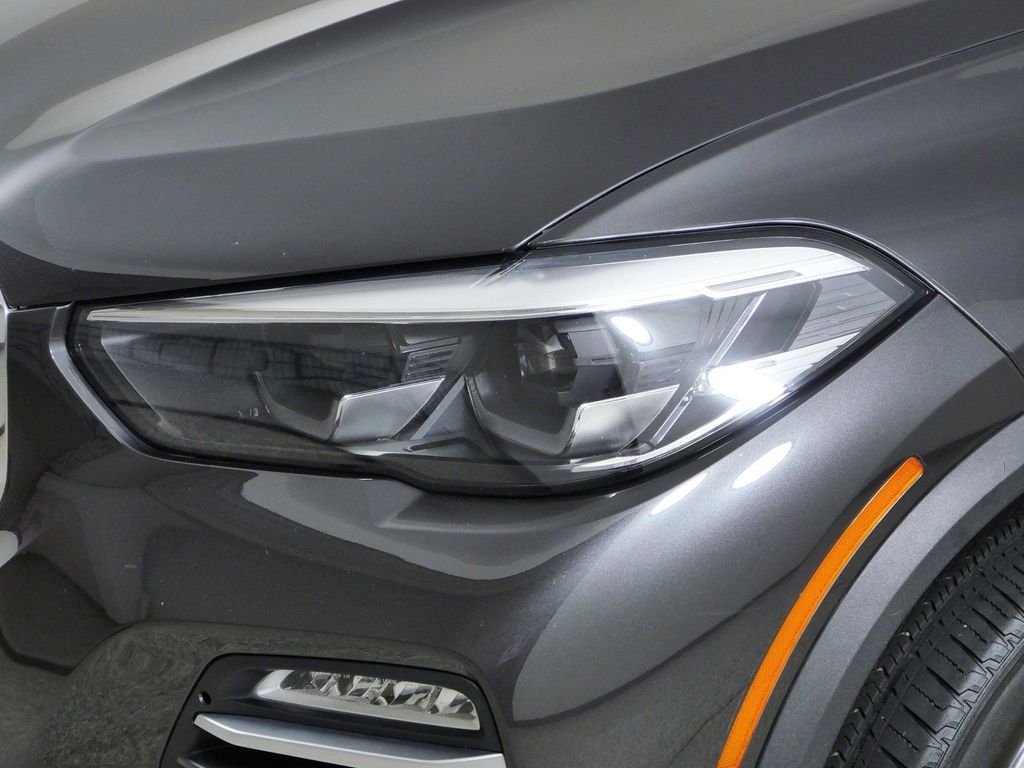Thumbnail: 2020 BMW X5 - 19
