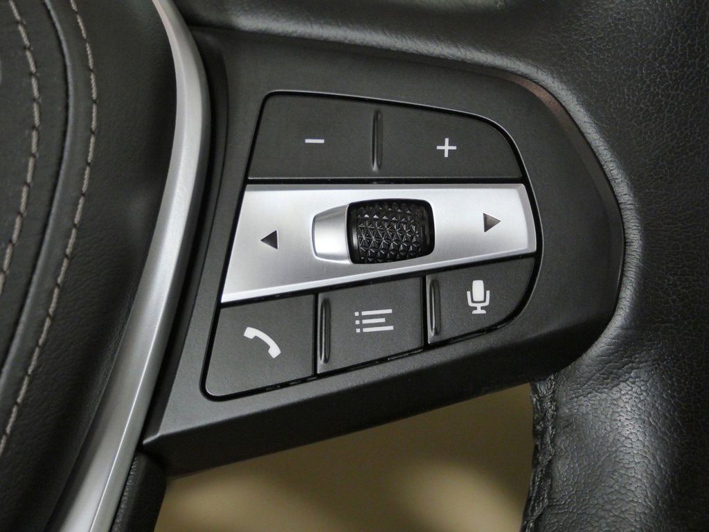 Thumbnail: 2021 BMW X5 - 44