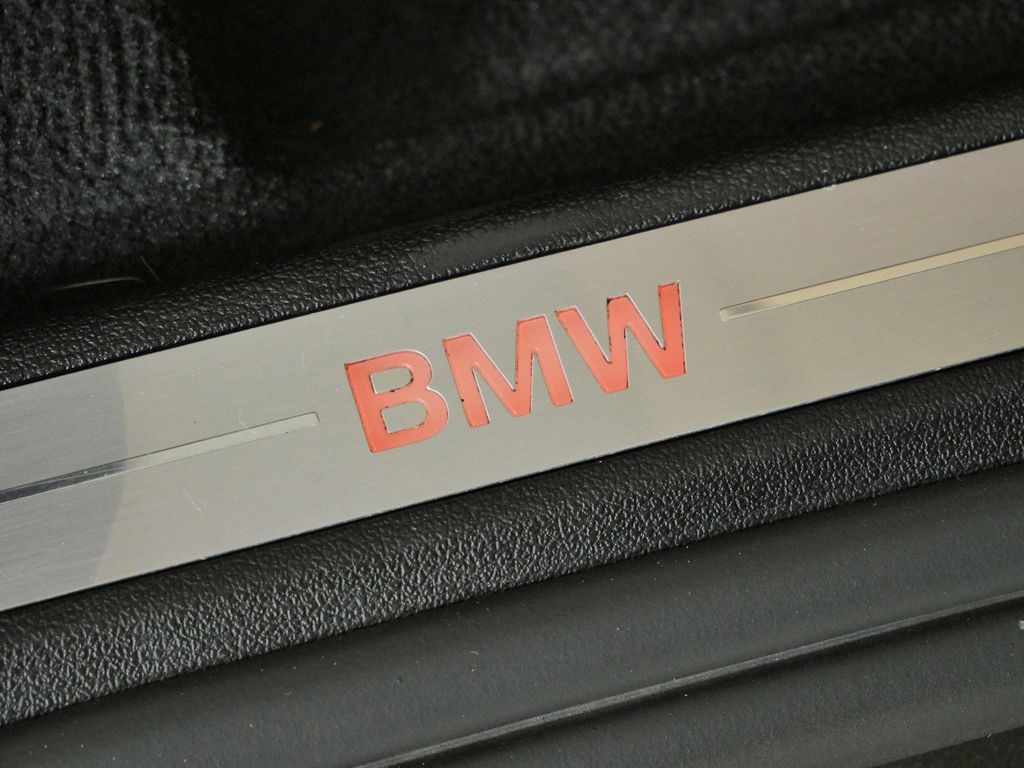 Thumbnail: 2021 BMW X5 - 17