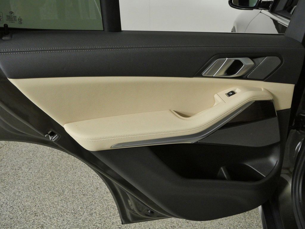 Thumbnail: 2021 BMW X5 - 34