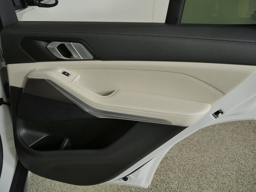 Thumbnail: 2021 BMW X5 - 30