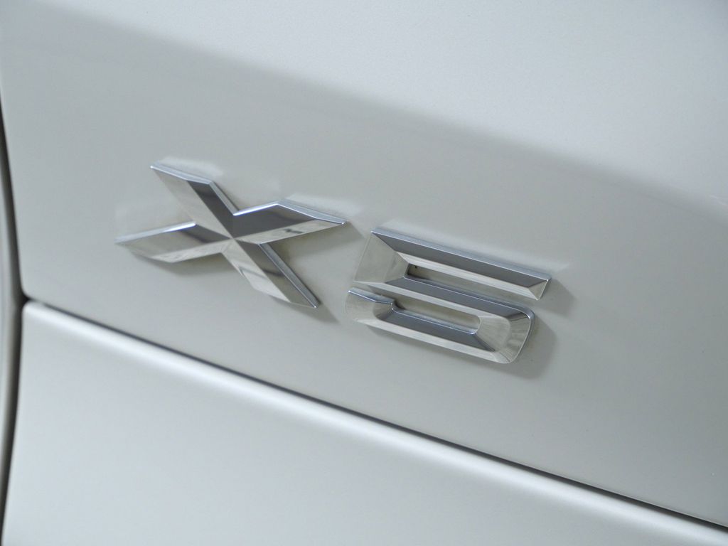 Thumbnail: 2022 BMW X5 - 24
