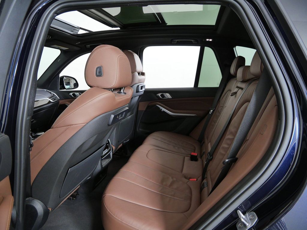 Thumbnail: 2020 BMW X5 - 34