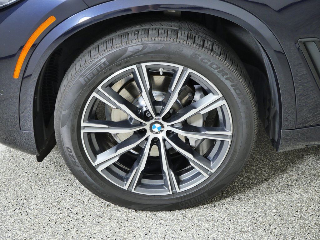 Thumbnail: 2020 BMW X5 - 8