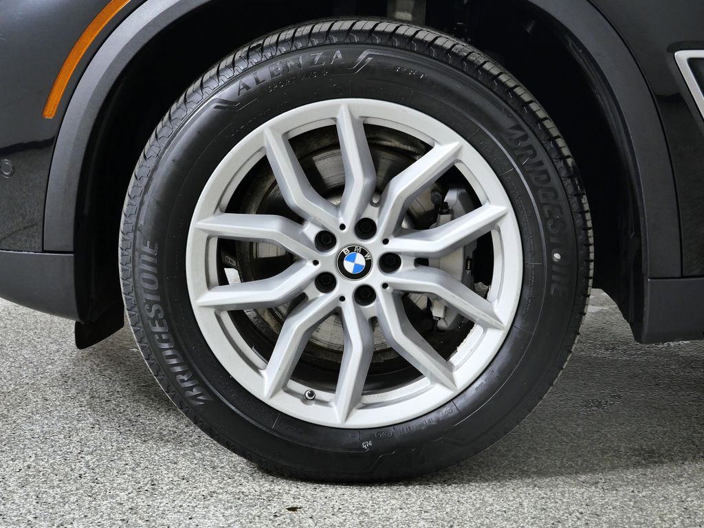 Thumbnail: 2023 BMW X5 - 24