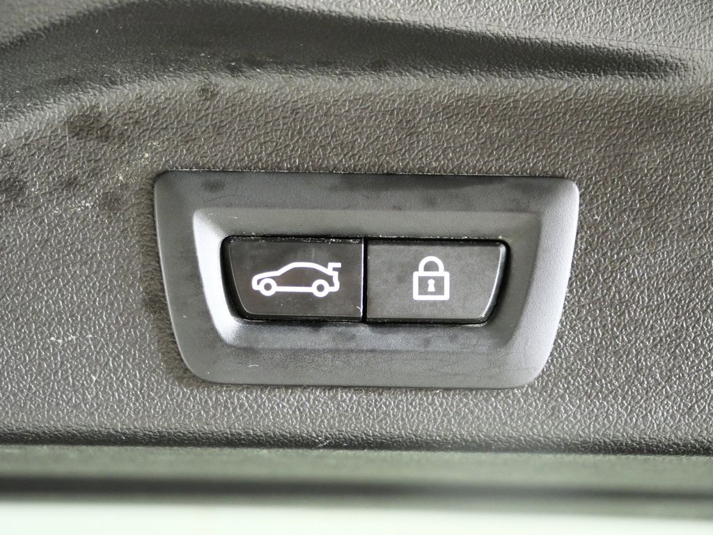 Thumbnail: 2023 BMW X5 - 32