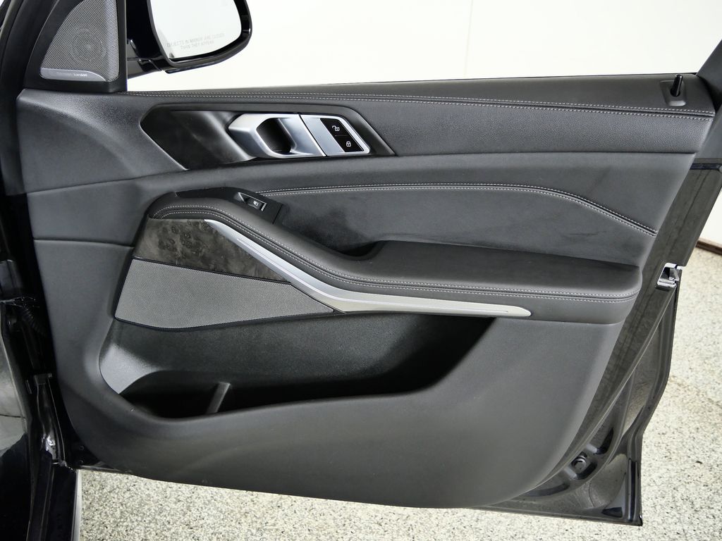 Thumbnail: 2023 BMW X5 - 26