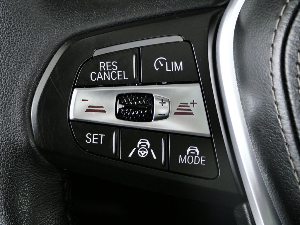 Thumbnail: 2023 BMW X5 - 42