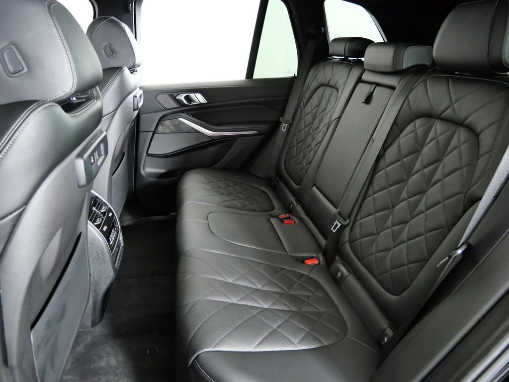 Thumbnail: 2023 BMW X5 - 35