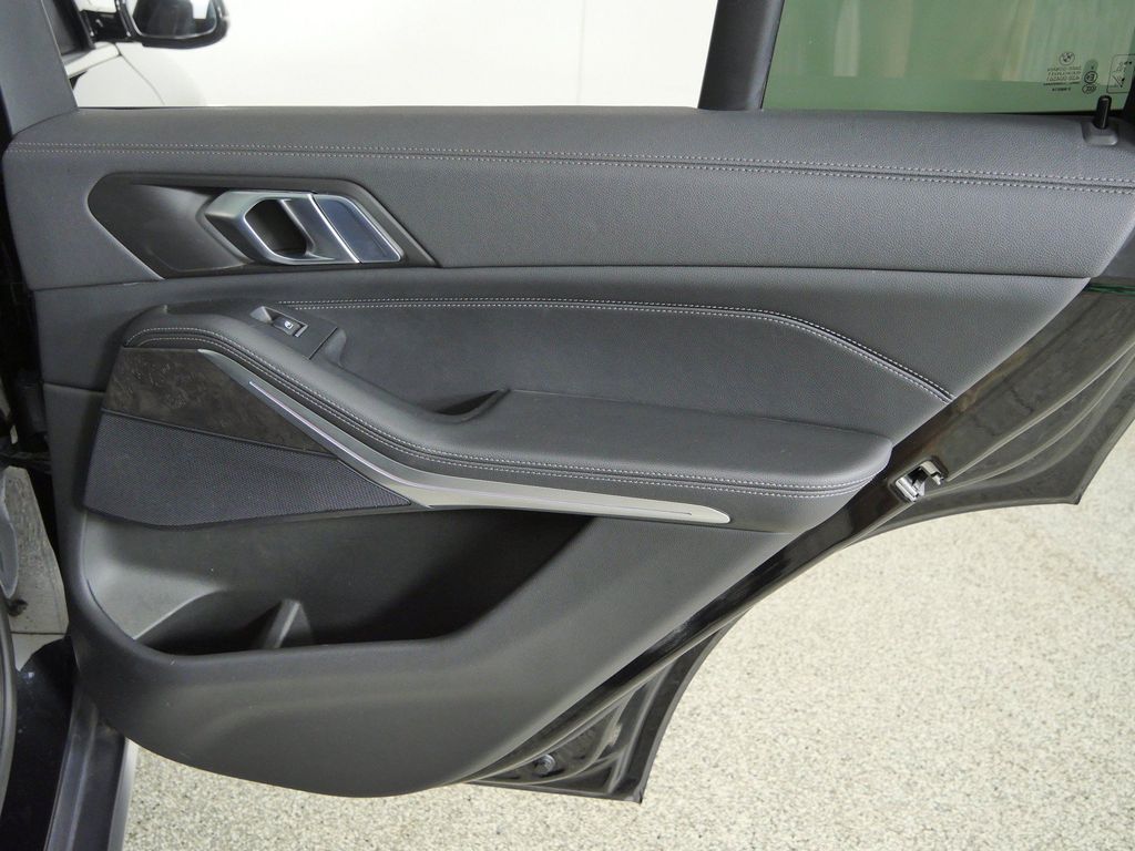 Thumbnail: 2022 BMW X5 - 31