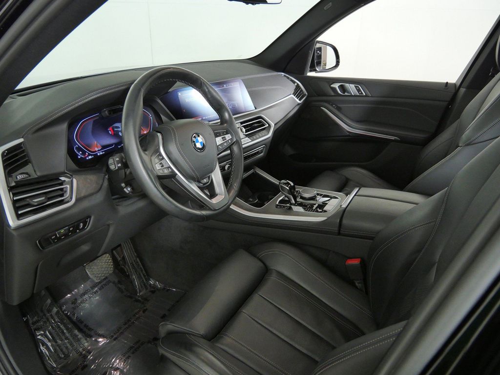 Thumbnail: 2022 BMW X5 - 39