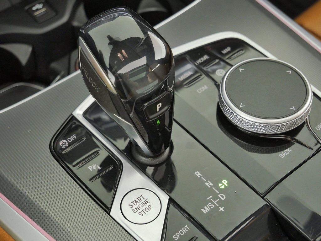 Thumbnail: 2021 BMW X5 - 13