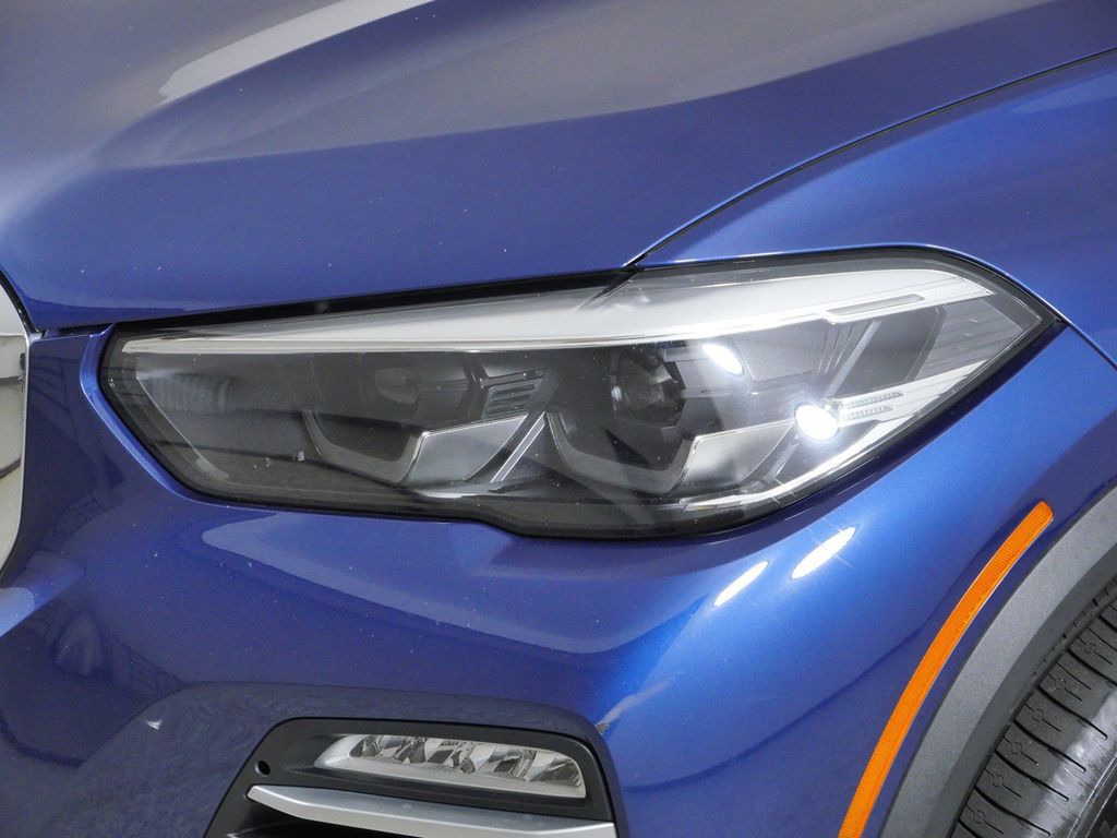 Thumbnail: 2021 BMW X5 - 16
