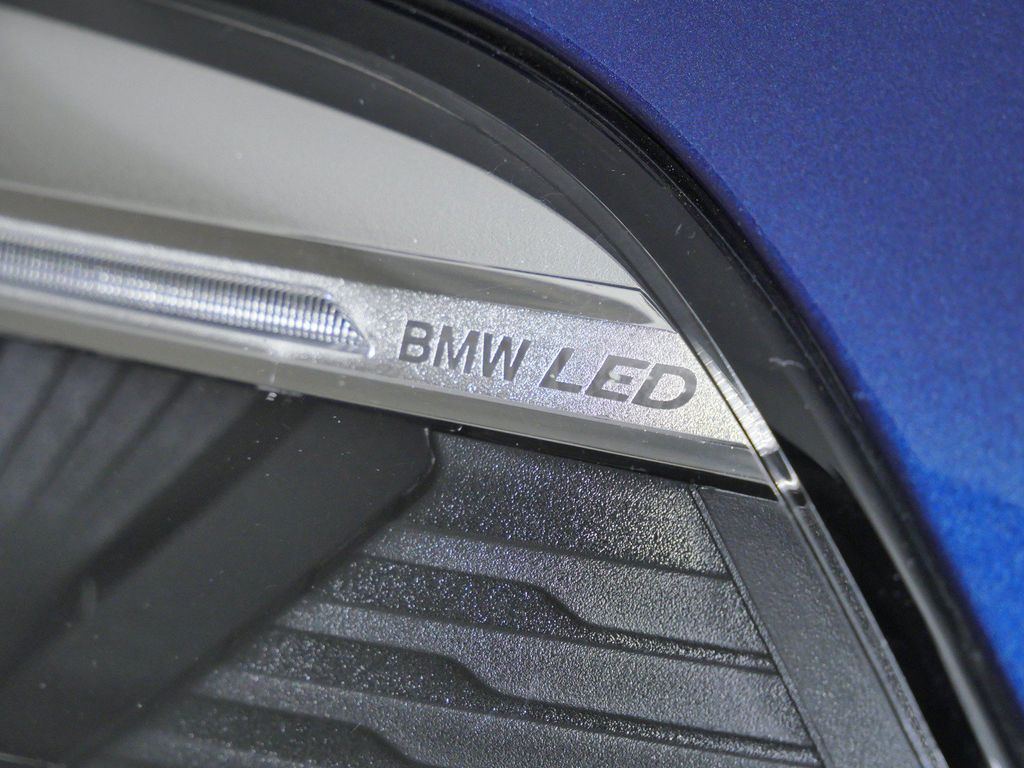 Thumbnail: 2021 BMW X5 - 7