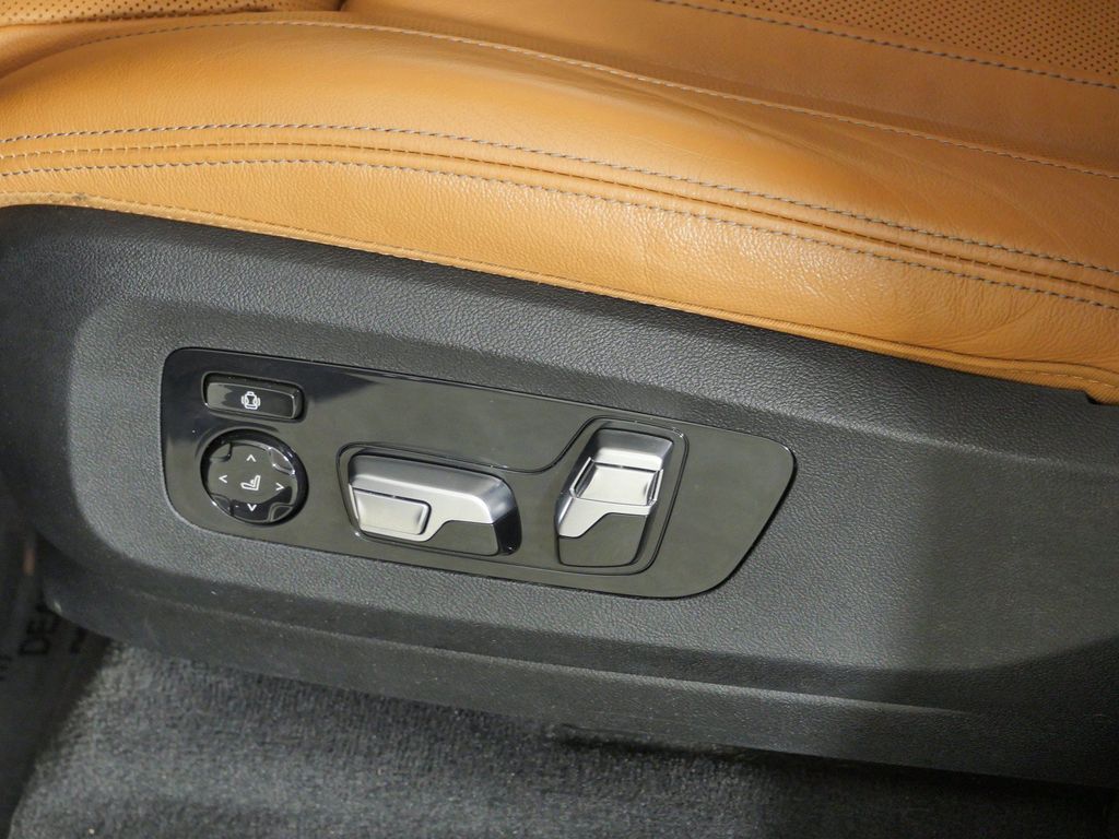 Thumbnail: 2021 BMW X5 - 41
