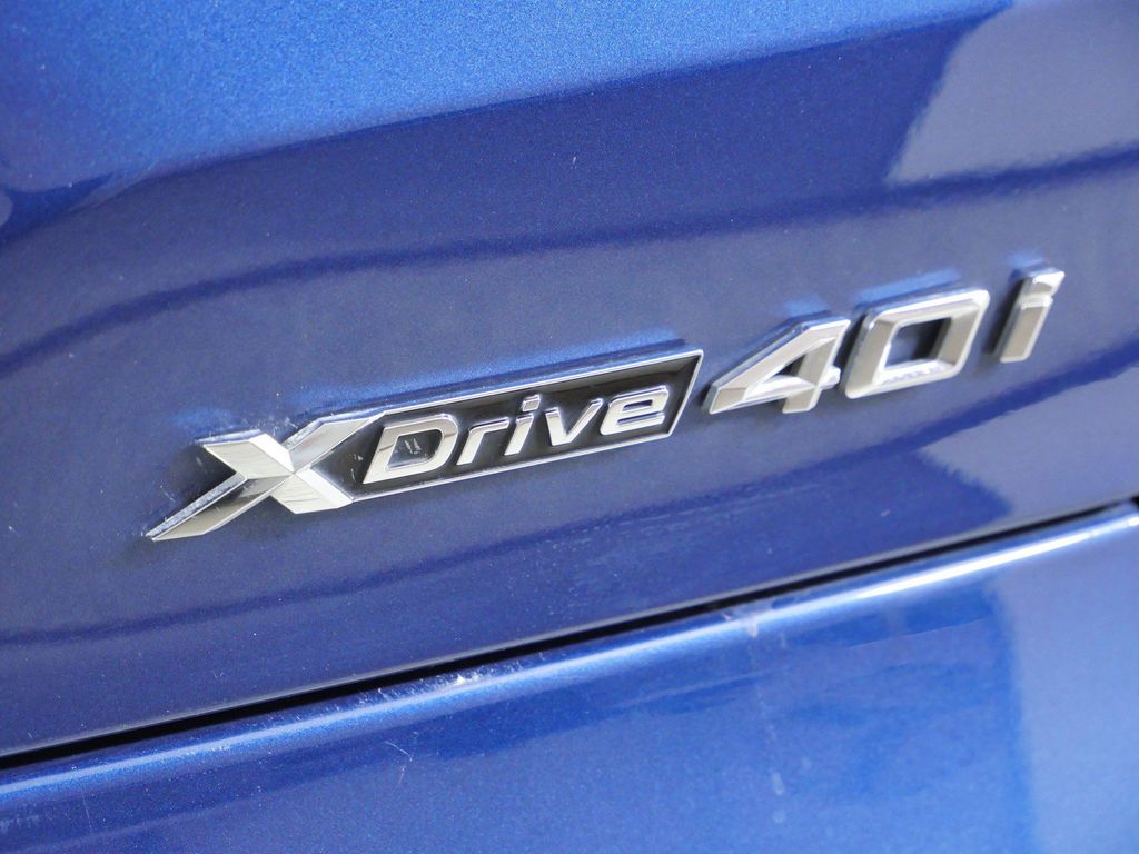 Thumbnail: 2021 BMW X5 - 21