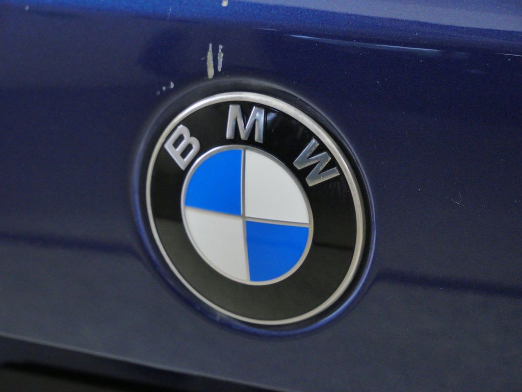 Thumbnail: 2021 BMW X5 - 20