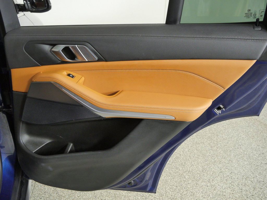 Thumbnail: 2021 BMW X5 - 29