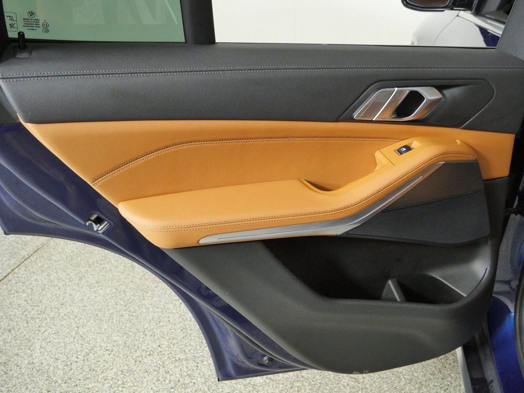 Thumbnail: 2021 BMW X5 - 33