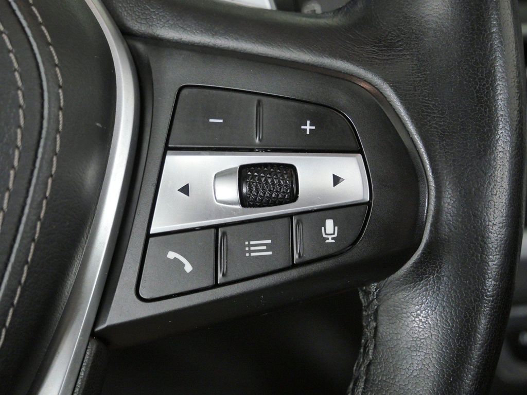 Thumbnail: 2021 BMW X5 - 44