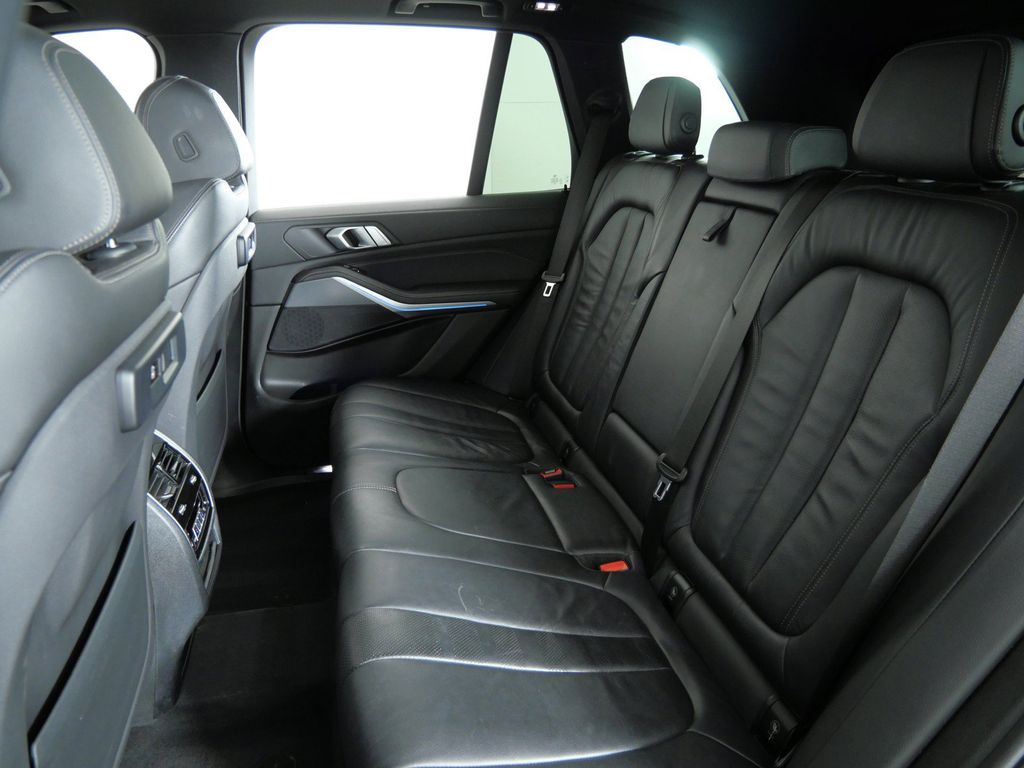 Thumbnail: 2019 BMW X5 - 33