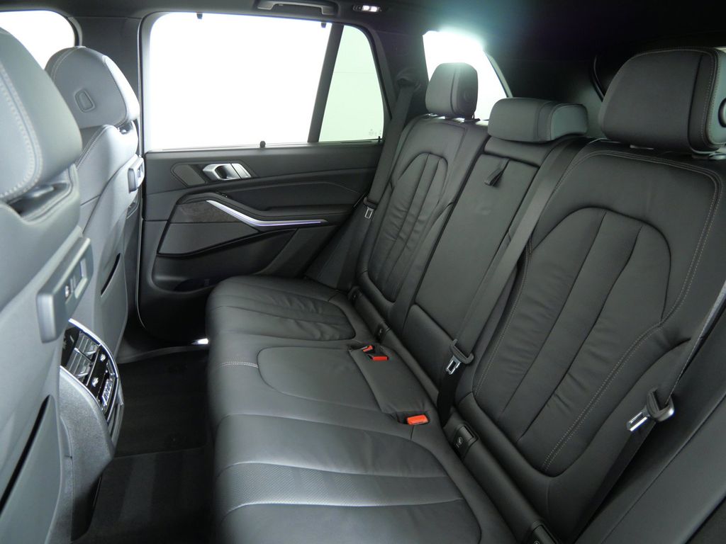 Thumbnail: 2019 BMW X5 - 37