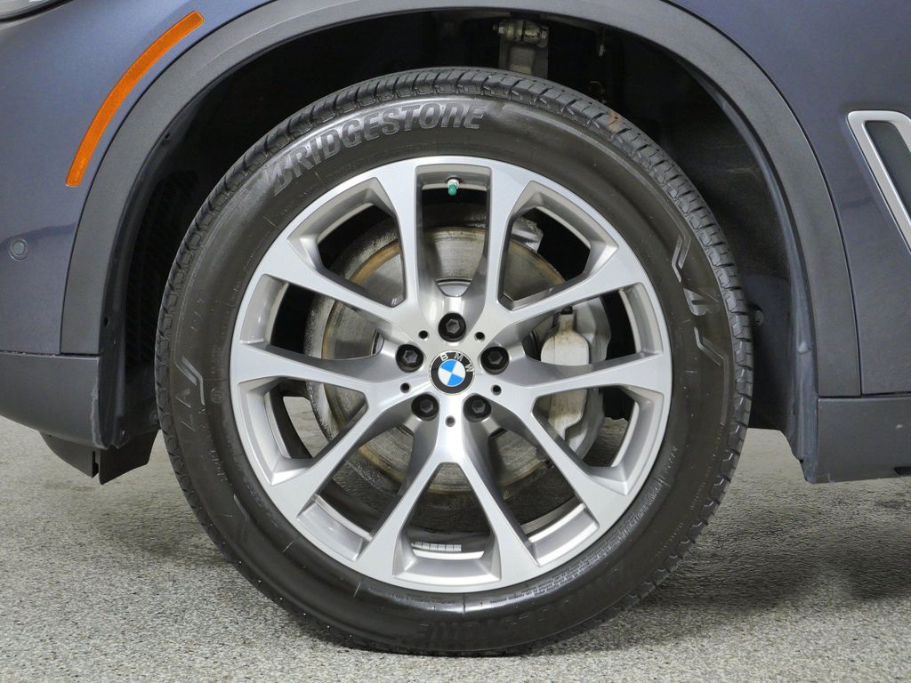 Thumbnail: 2019 BMW X5 - 25