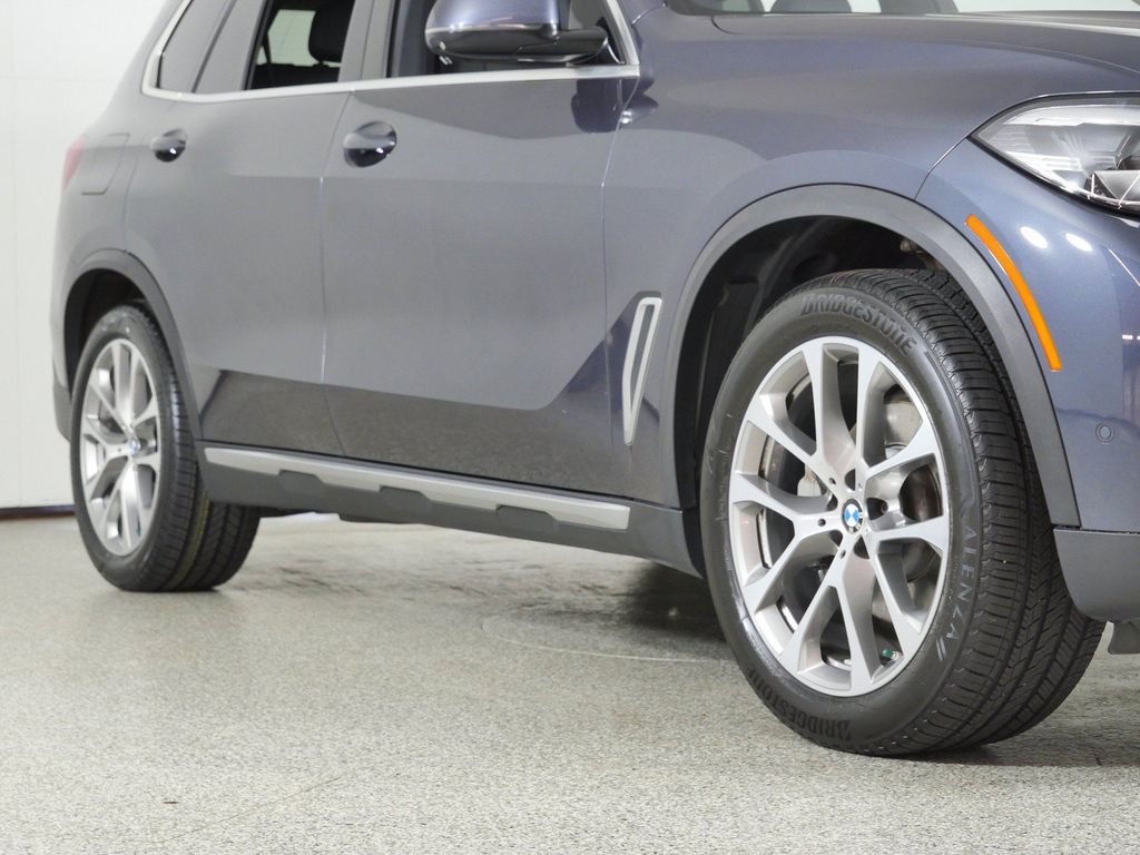 Thumbnail: 2019 BMW X5 - 8