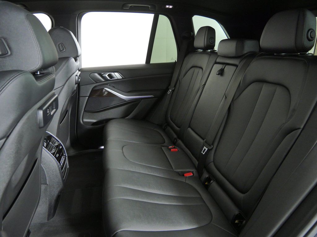 Thumbnail: 2019 BMW X5 - 37