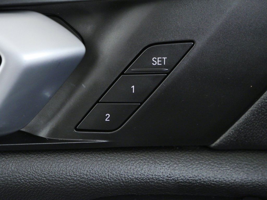 Thumbnail: 2019 BMW X5 - 40