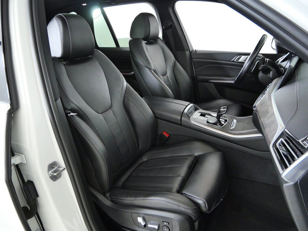 Thumbnail: 2019 BMW X5 - 11