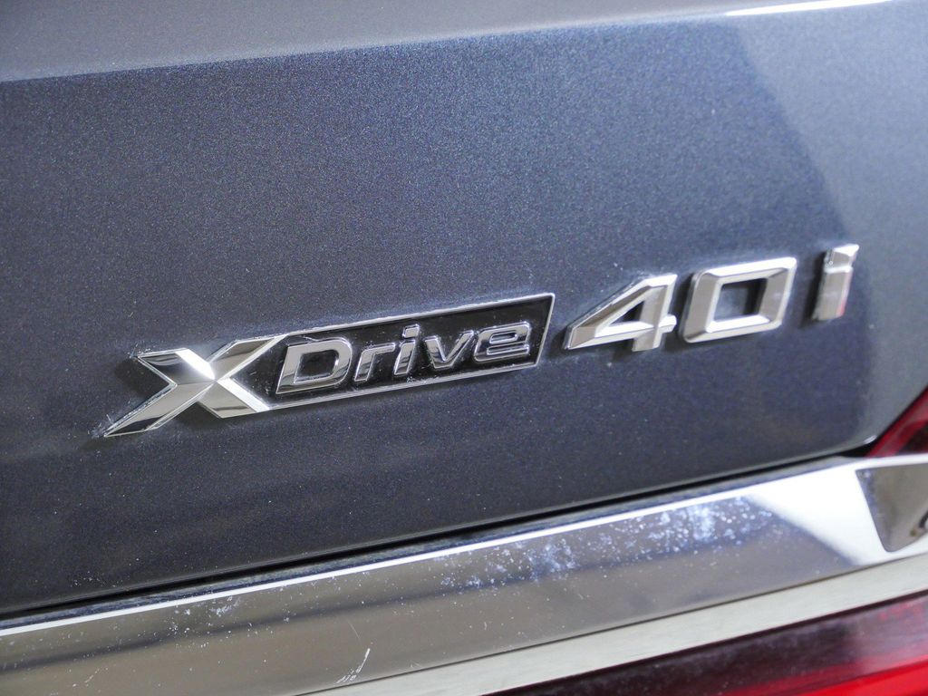 Thumbnail: 2022 BMW X7 - 23