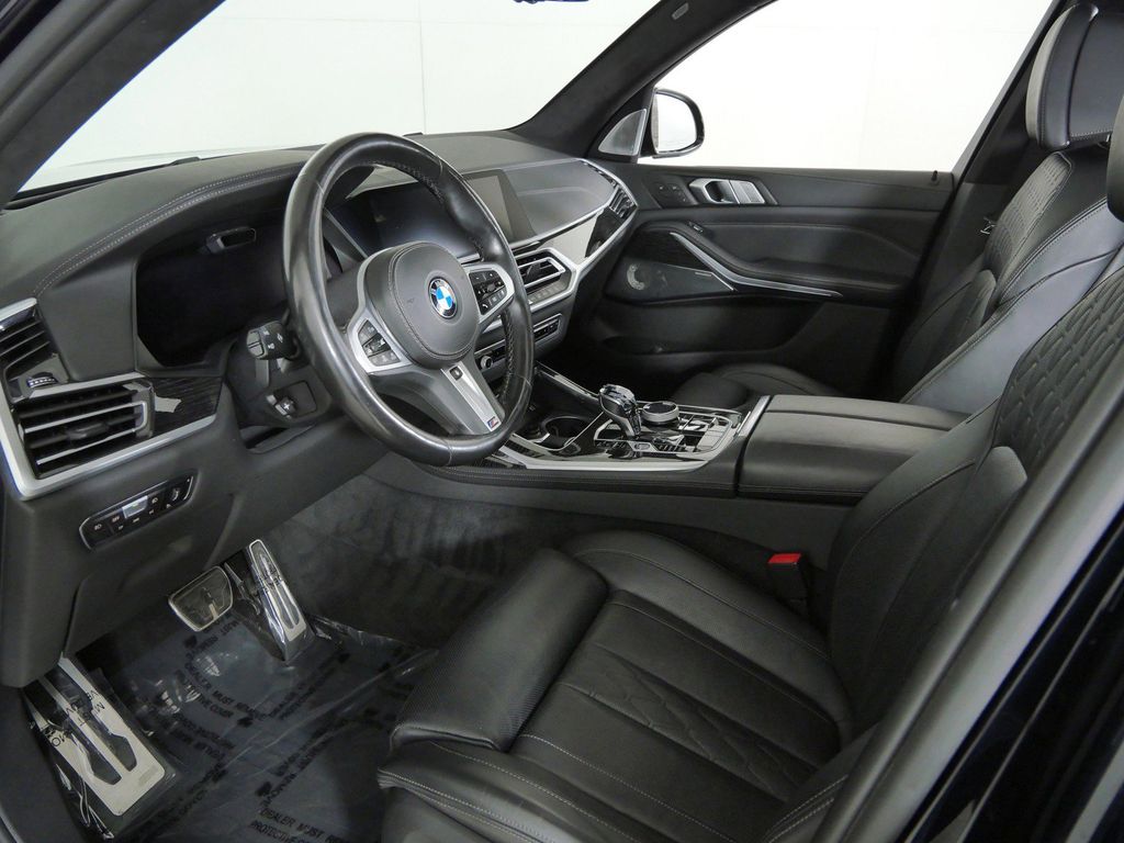 Thumbnail: 2021 BMW X7 - 40
