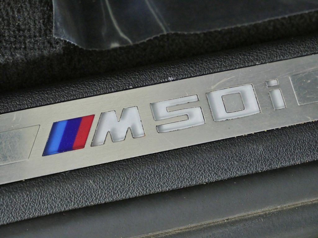 Thumbnail: 2021 BMW X7 - 30