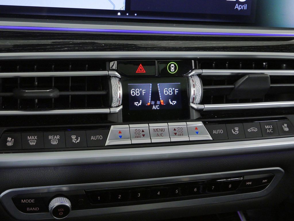 Thumbnail: 2021 BMW X7 - 50